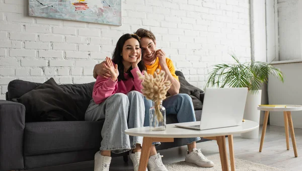 سامانه گفت‌وگوی زنده؛ محیطی مدرن برای ارتباط آنلاین